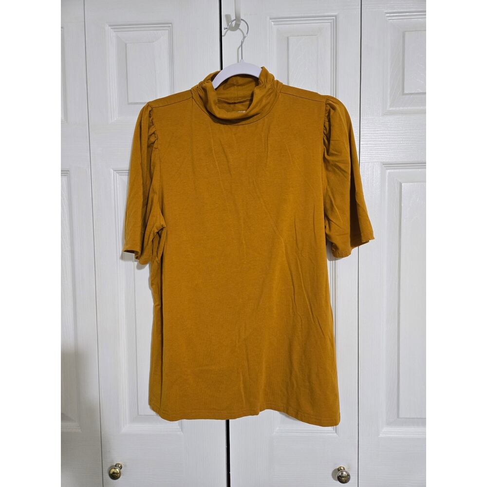 Amazon essentials xl women's mustard colored tee